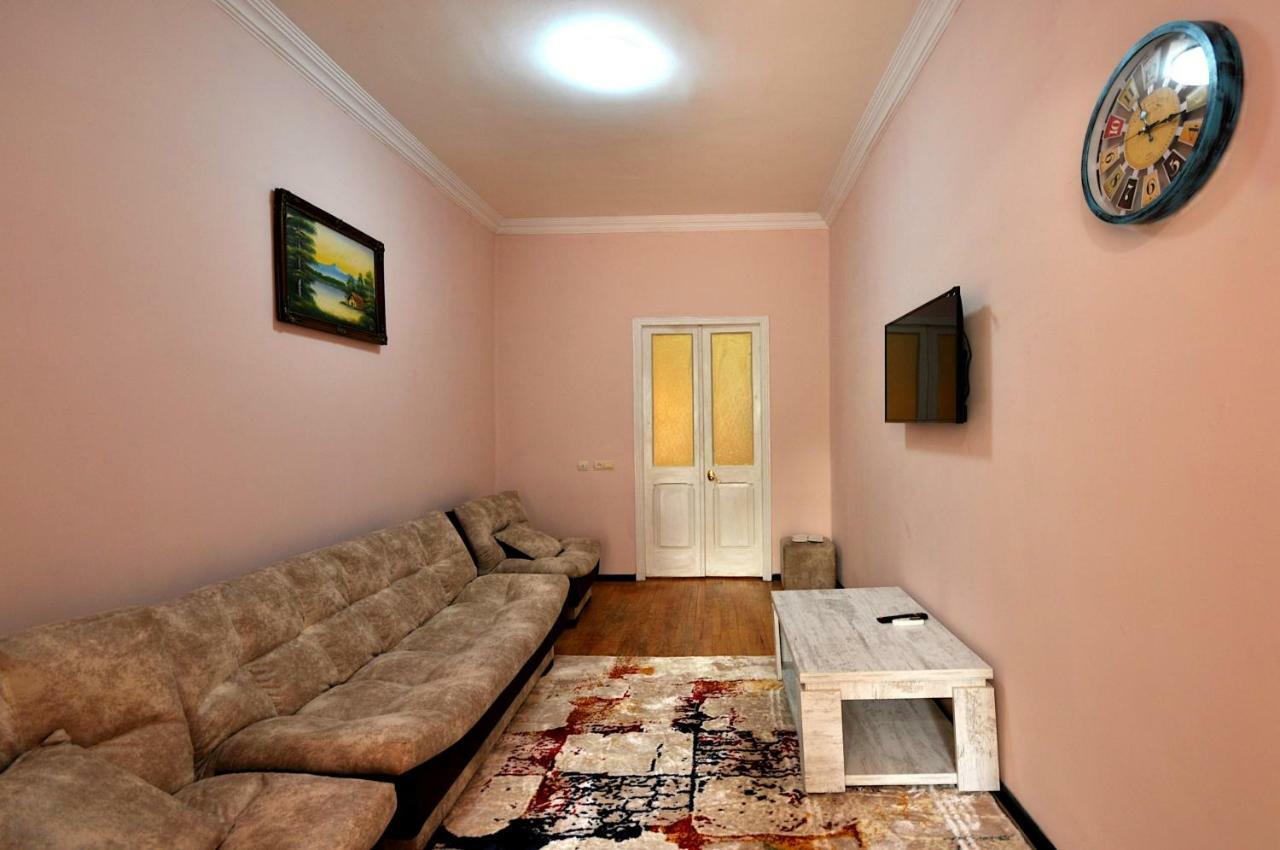Dani Home Tbilisi Eksteriør billede